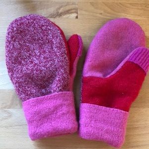 Wool mittens